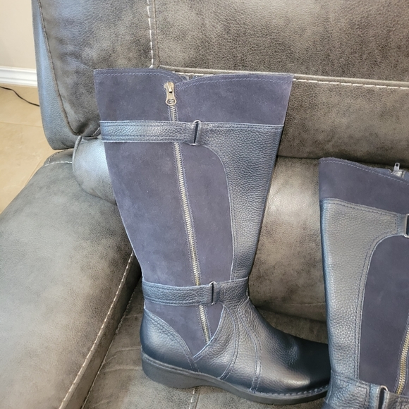 Clarks Whistle Whey wide leg boots dark Navy blue size 9.5 - Picture 4 of 9